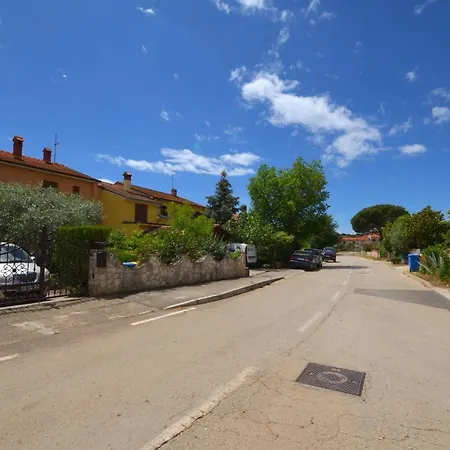 Kivi Апартаменты Valbandon