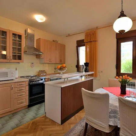 Апартаменты Kivi Valbandon